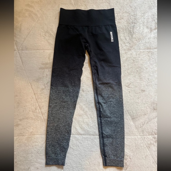 ❌SOLD❌GYMSHARK LEGGINGS - Picture 1 of 6